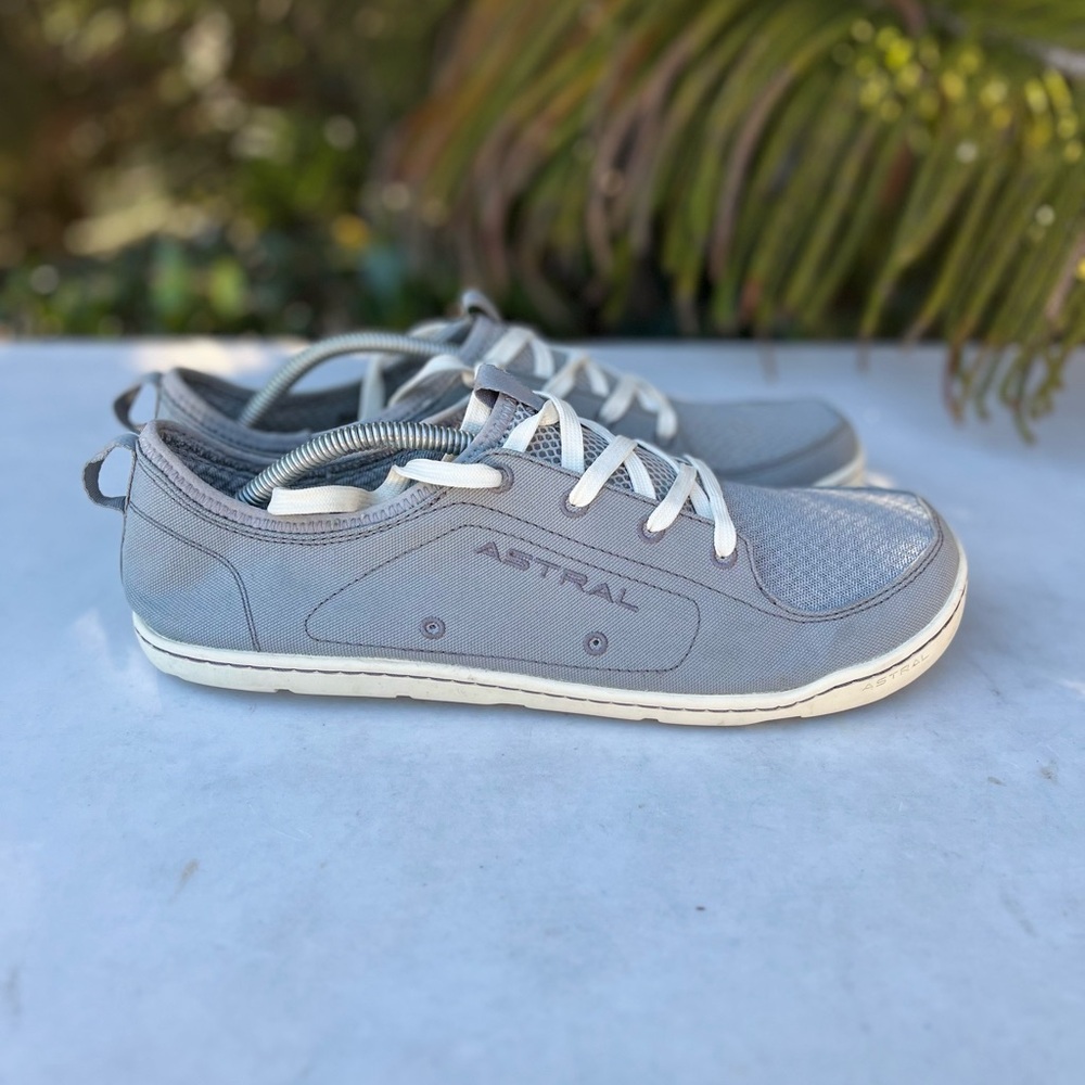 Astral Shoes Mens Size: 11 - Picture 3 of 7